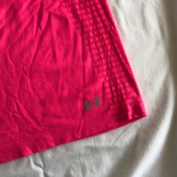 Pink Workout Top - Picture 2 of 3